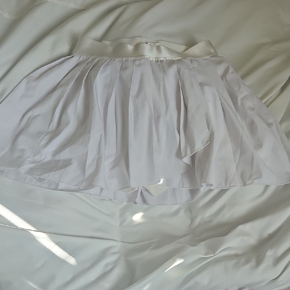 SHEIN White Skater Skirt